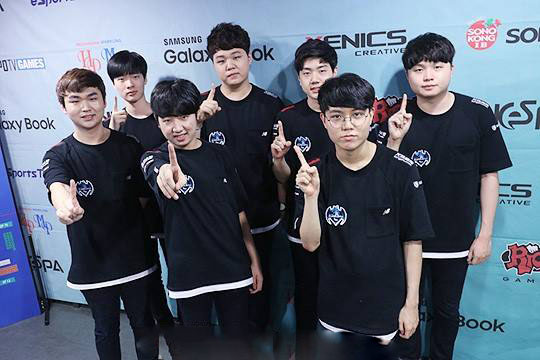 iG群访 YSKM：这个版本肯定团队英雄优先 Bin选手也是这样玩的