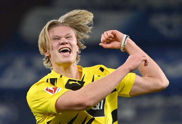 明天B组的首发阵容已公布：元神会带领 Royal Never Give Up 证明自己，还是 Shanks 会带领 Anyone's Legend B组去欺负弱队？